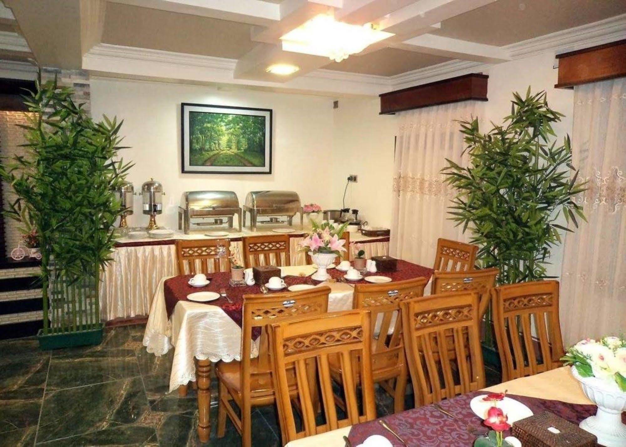 Hotel Sahara Mandalay Exterior photo